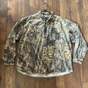 Columbia Men's Camouflage Casual Button Down Shirt
